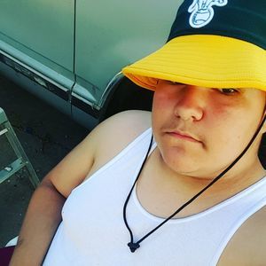 Meet your Posher, Jâvïēr